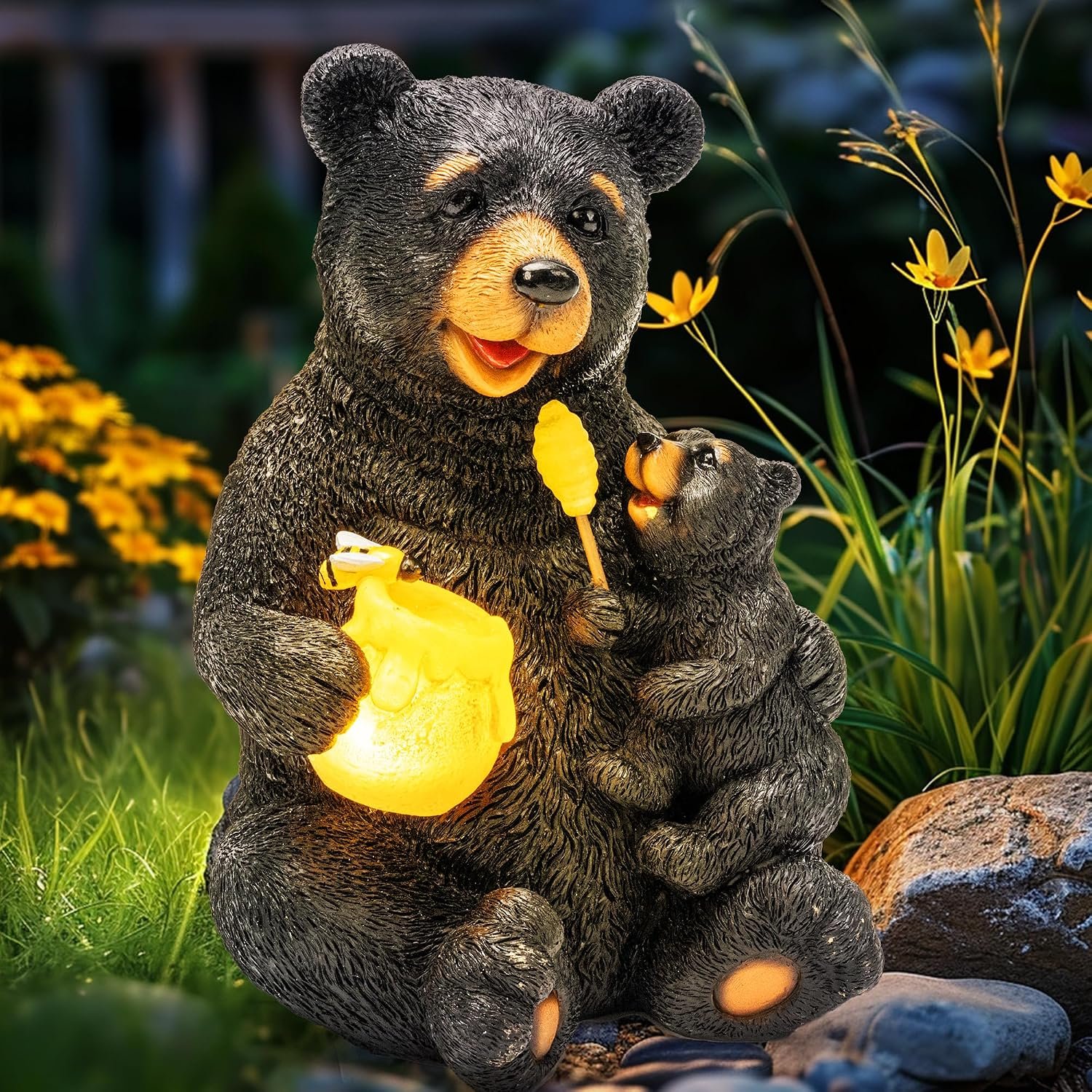 GIGALUMI Mum Gifts for Mothers Day, Solar Garden Statues Loving Bear Figurine, Gifts for Mom, Women, Lights for Outdoor, Yard, Garden Decor Unique Housewarming Gift