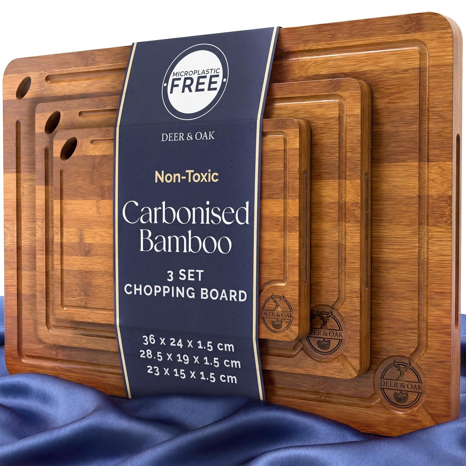 Deer & Oak 3-Piece Carbonised Bamboo Chopping Board Set – Pre-Oiled Large, Medium, & Small Sizes Wooden Chopping Boards for Kitchens with Side Handle and Hanging Hole