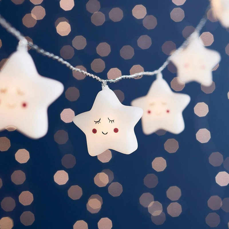 Lights4fun 12 Star Battery Operated Children's String Fairy Lights Bedroom Nursery Warm White LED 2.2m with Timer