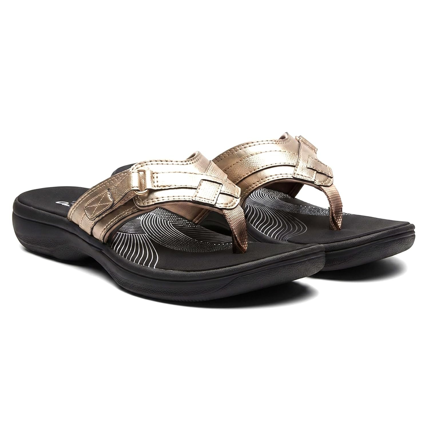 Clarks - Women's Flip Flops Breeze Sea Flip-Flop Sandals, Gold Synthetic/Black, 9