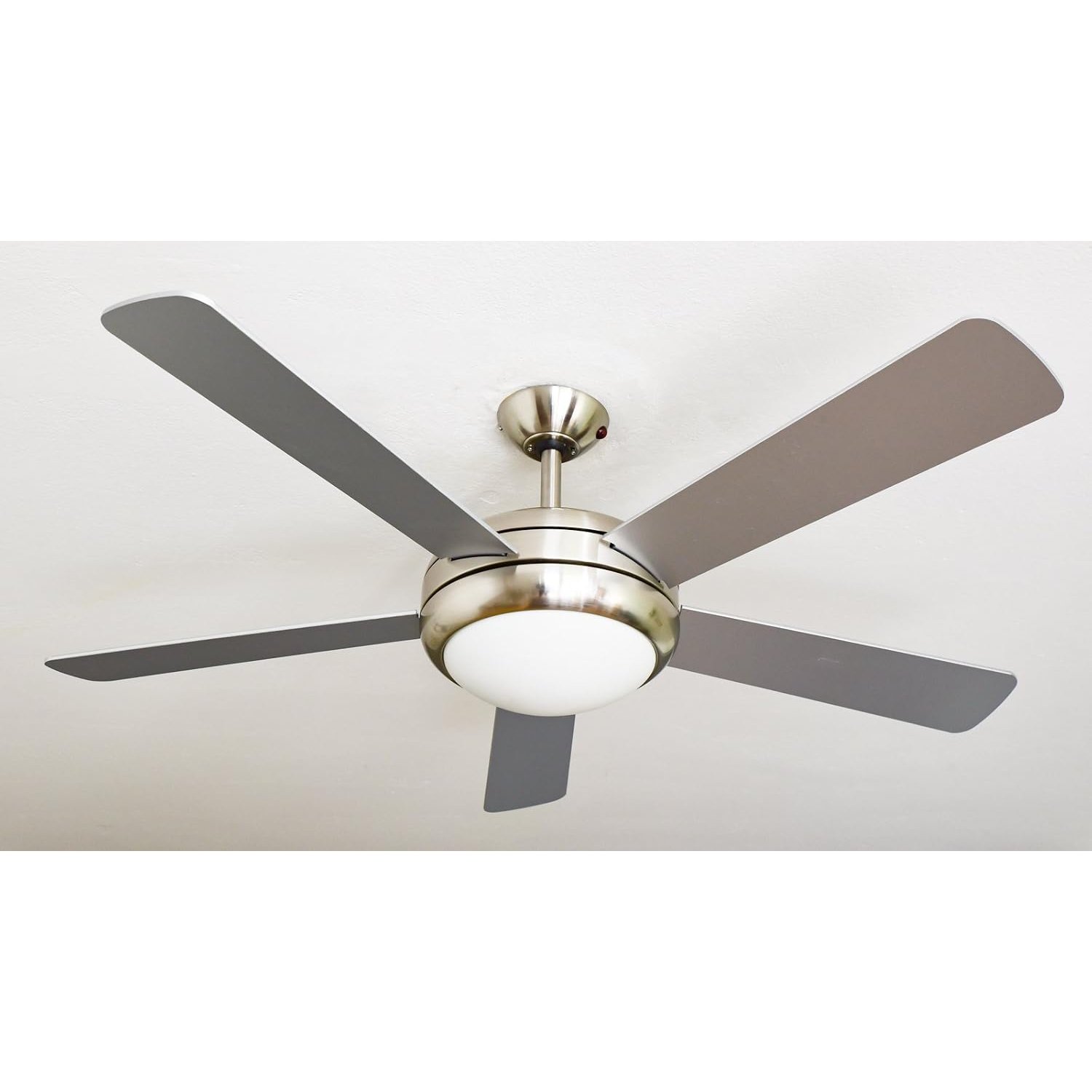 AireRyder Ceiling Fan Ursa Satin Nickel, Blade colour Silver/Walnut with Light and Remote Control, 132 cm