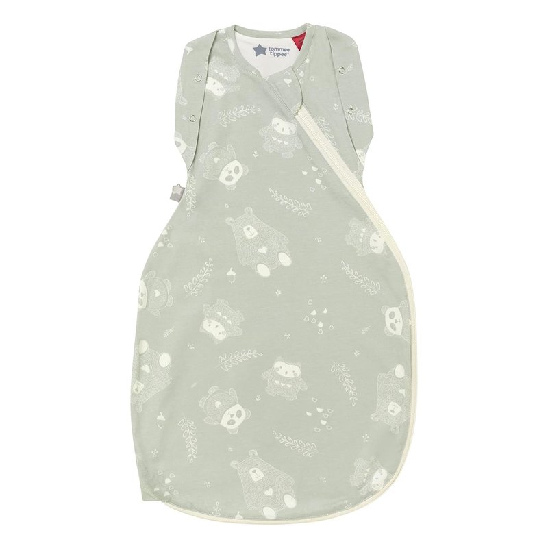 Tommee Tippee Swaddle Bag for Newborns, 0-3m, 1.0 Tog for 20-24°C, Woodland Gro Friends Sleeping Bag, Soft Cotton-Rich Fabric, Healthy Hip Development Design, Bottom to Top Zip