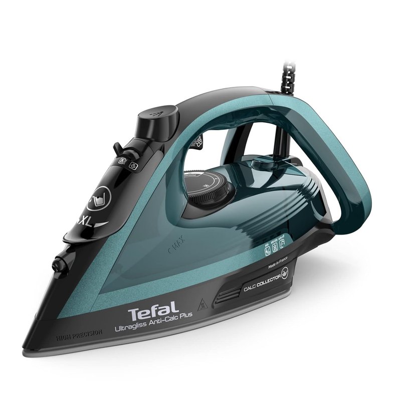 Tefal Ultraglide Steam Iron 2800W, 260g/min Steam Boost, 50 g/min Continuous Steam, 270ml Water Tank, Durilium Non Stick Soleplate, Auto Off Anti Drip Anti Scale, FV6848