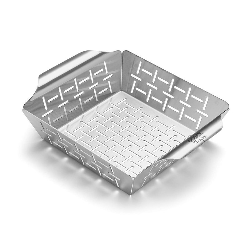 Weber Deluxe Grill Basket - Small (24 x 19cm), Heat Resistant & Dishwasher Safe BBQ Grill Pan Made of Stainless Steel, Suitable for All Types of Grills - Silver (6481)