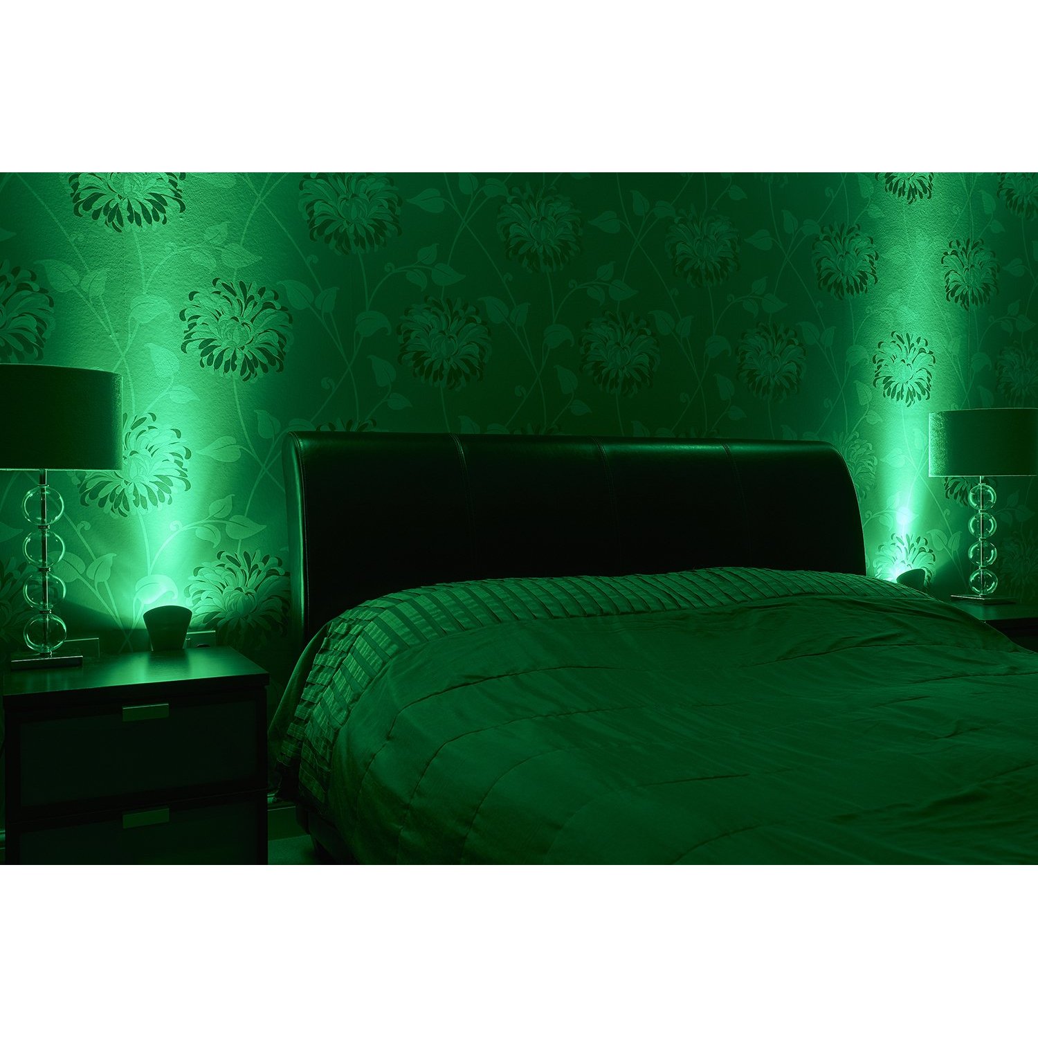 Auraglow Plugin GU10 Spotlight Uplighter Wall Wash Light Plug Socket Lamp with Green Narrow Beam Bulb