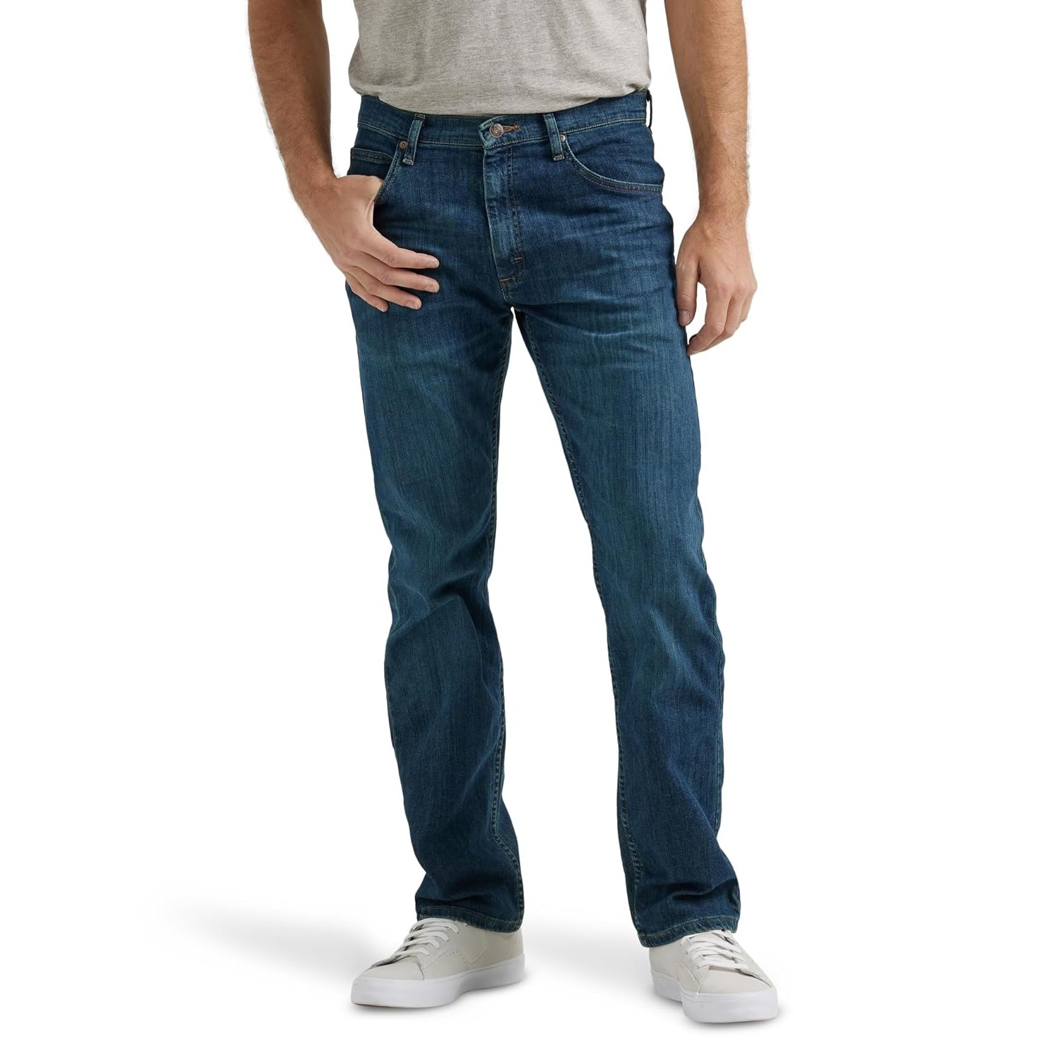 Wrangler Authentics Mens Classic Regular-fit Jeans, Blue, 30W / 30L UK