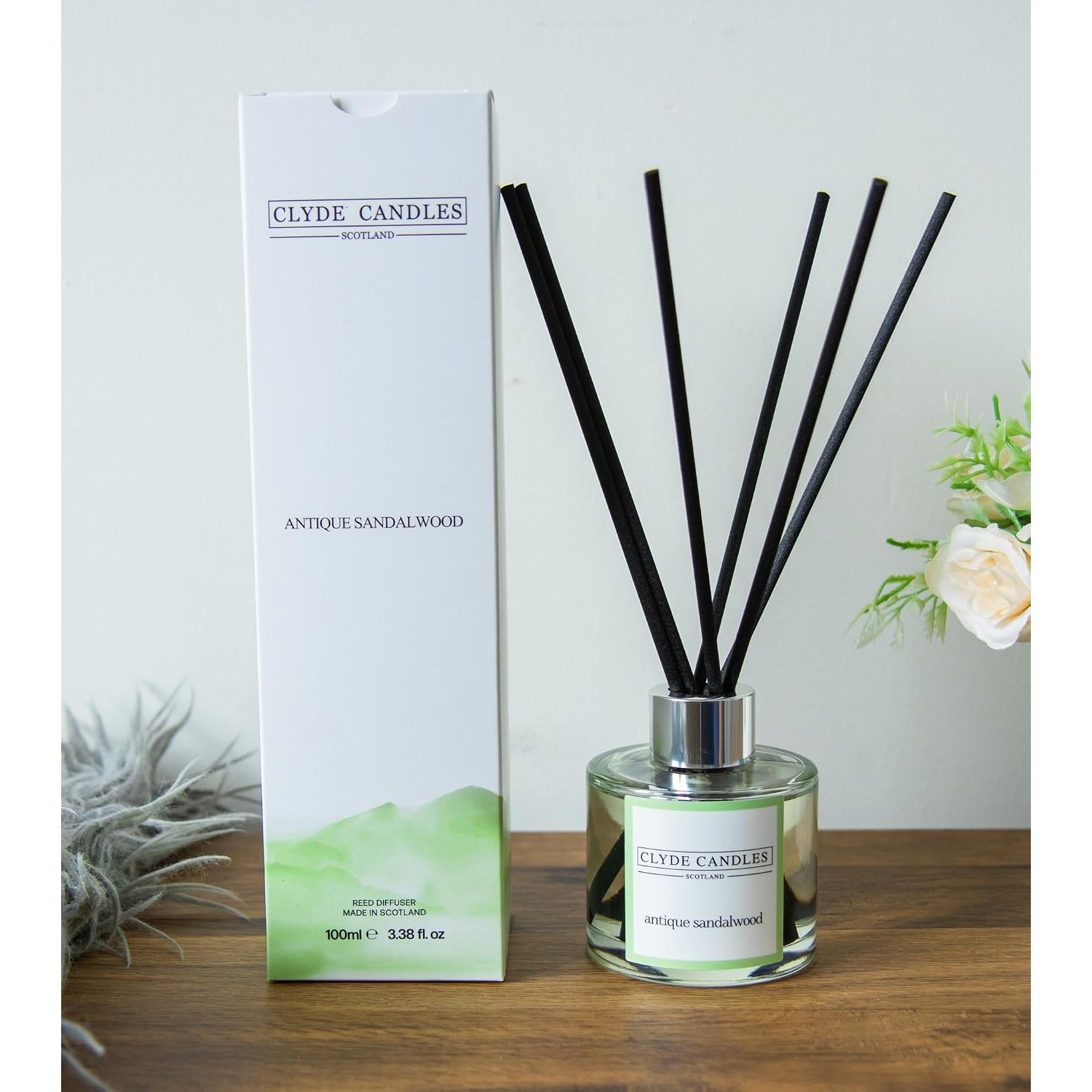 Antique Sandalwood Reed Diffuser - Clyde Candles, Luxury Diffuser Oil with a Set of 7 Fibre Sticks, 100ml, Best Aroma Scent for Home, Kitchen, Living Room. Fragrance Diffusers set with sticks