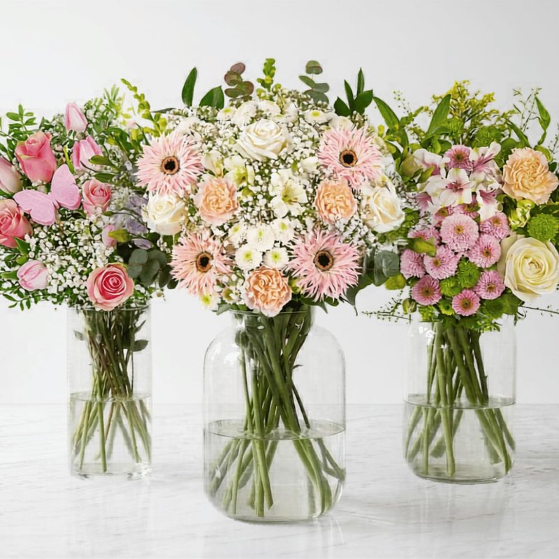 Florist Choice Fresh Flower Bouquet – Stunning Mixed Stems for: Birthdays, Anniversaries & Sympathy – Next day Flowers Delivery (Standard)