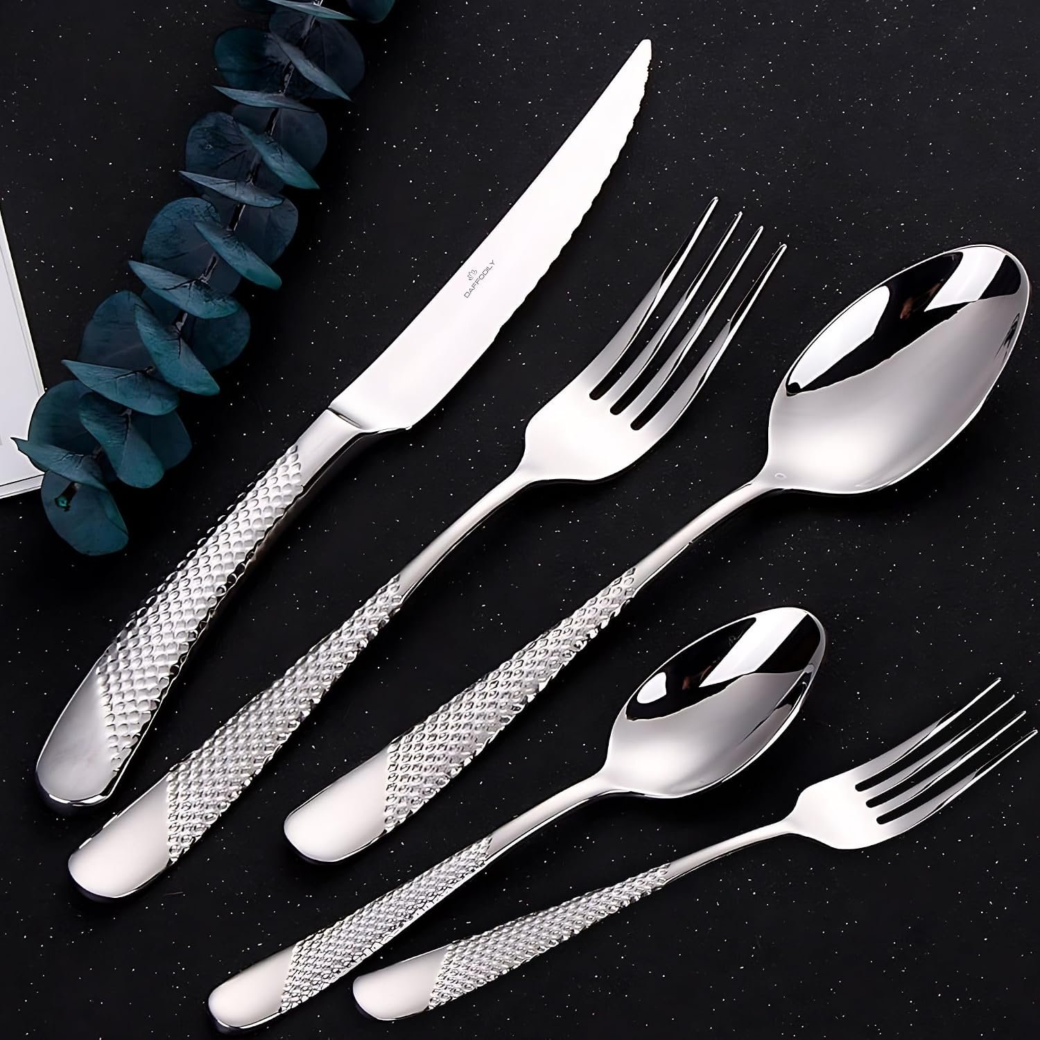 DAFFODILY Luxury Cutlery Set 30 Piece 18/10 Stainless Steel Cutlery Set for 6 with 2-in-1 Steak Knives, Dishwasher Safe, Mirror Finished, Elegant Gift Box Included.