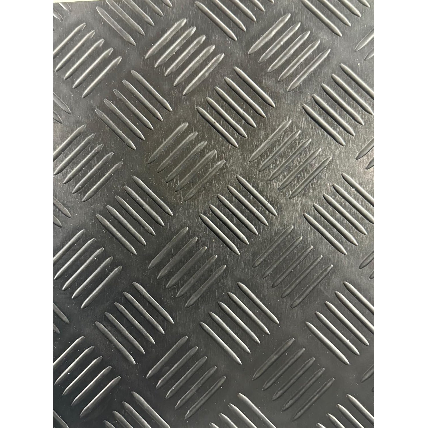 5 Bar Black Rubber Flooring 3mm Thickness - 12.0m Length x 1.5m Width (39ft4" x 4ft11")