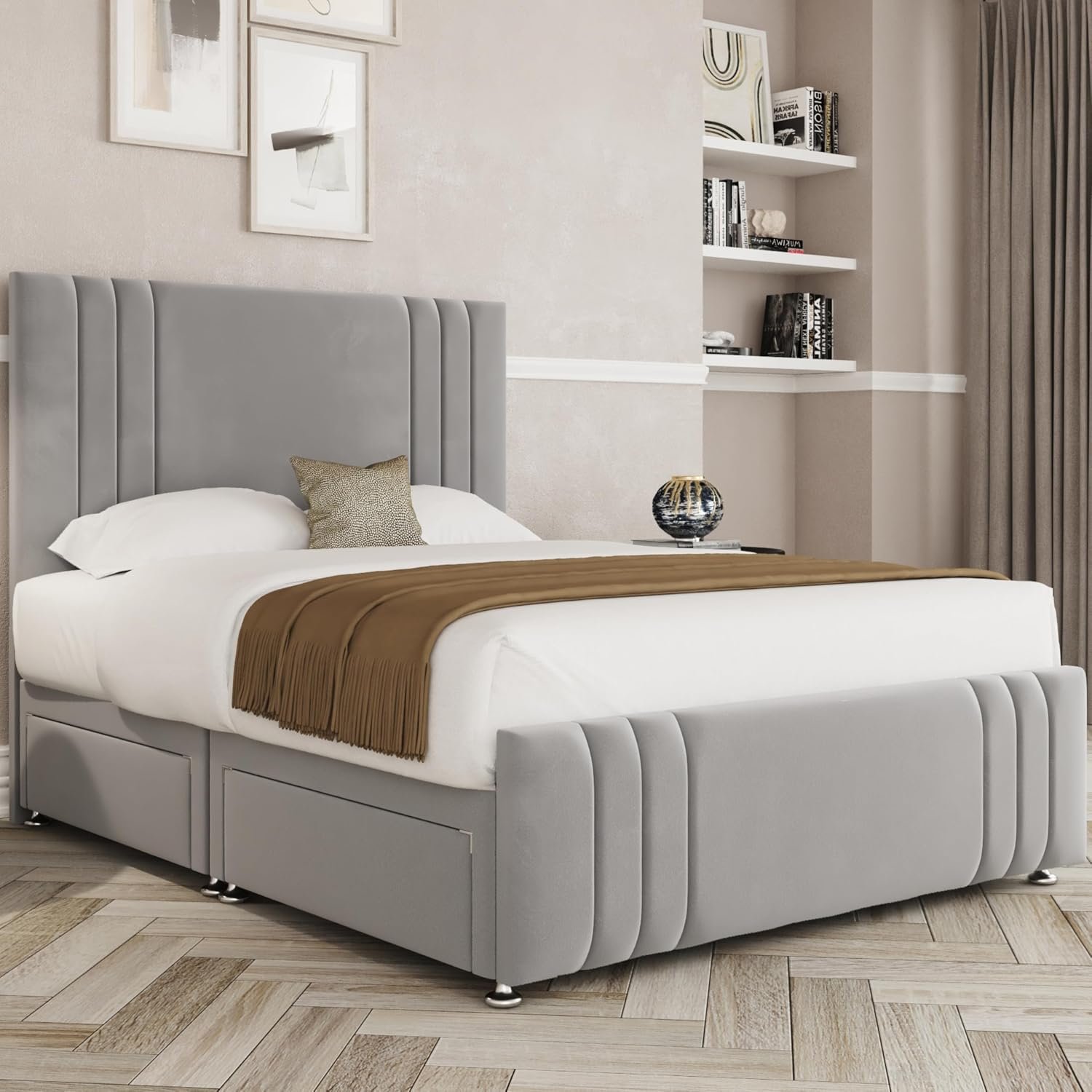 THE BED VILLAGE YORKSHIRE Ripon with Footboard King (5ft) Divan Bed with Mattress, Headboard & 0 Drawers | Silver Grey Plush Fabric | Premium British Timber | Sustainable Handcrafted Design