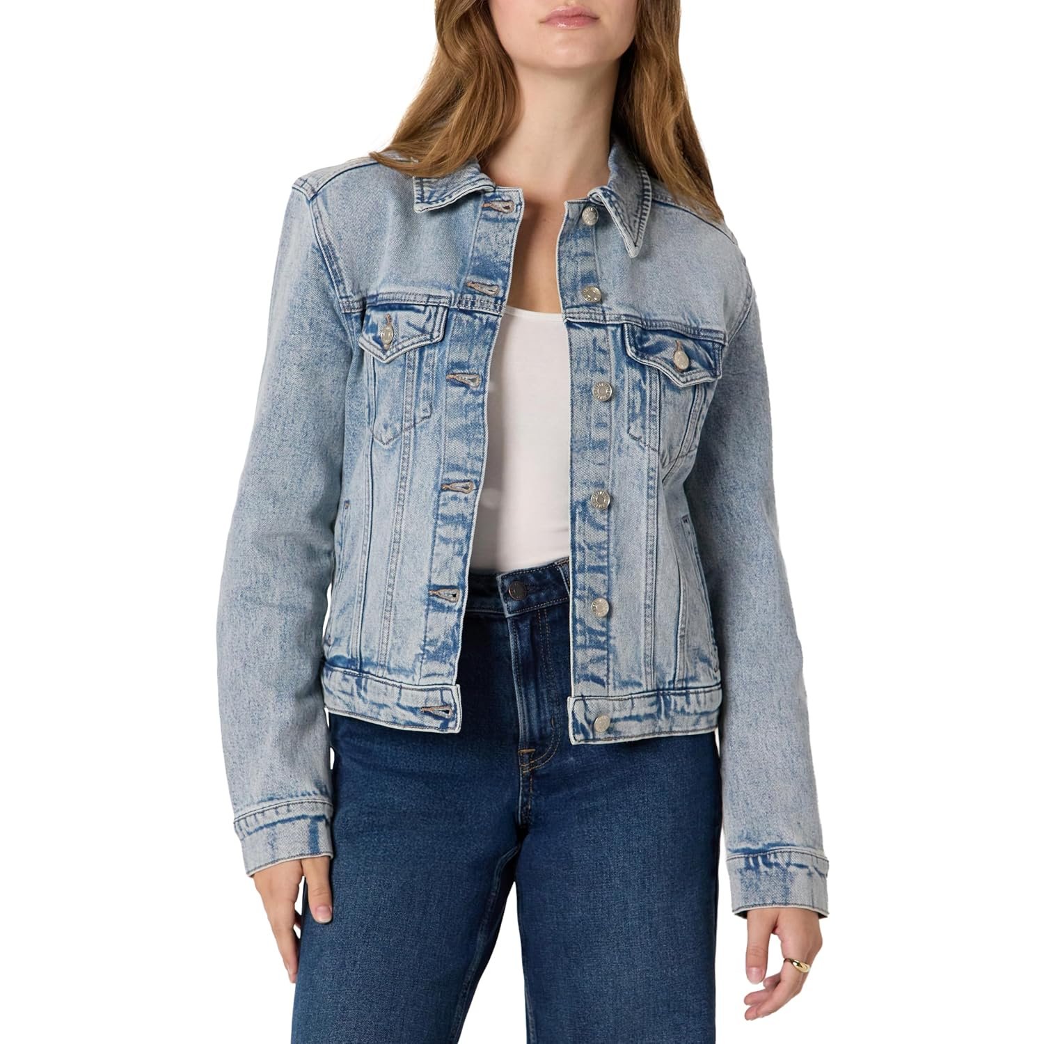 Amazon Essentials Women's Regular-Fit Low Stretch Denim Button-Front Trucker Jacket, Iced Light Wash, M