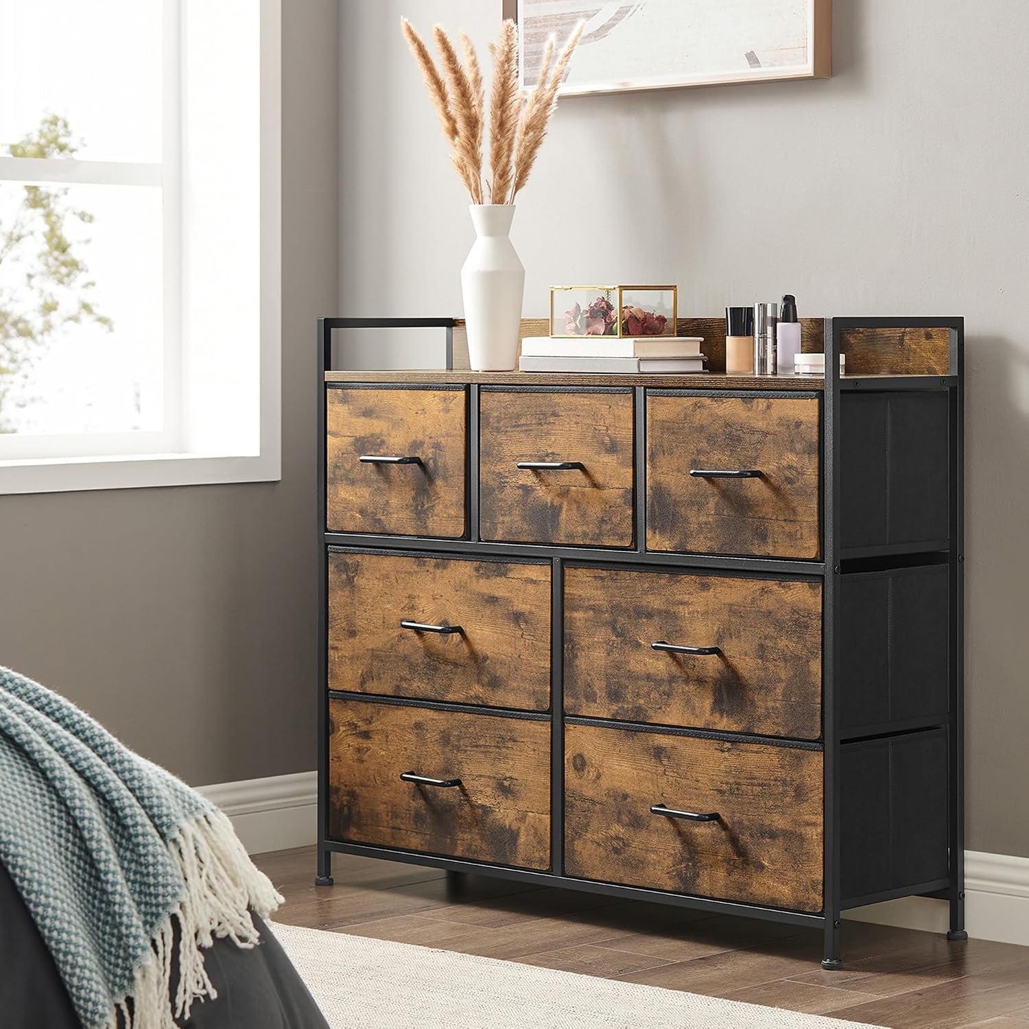 SONGMICS Chest of Drawers, Bedroom Cabinet, 7 Fabric Drawers with Handles, Metal Frame, Rustic Brown and Ink Black LTS137B01