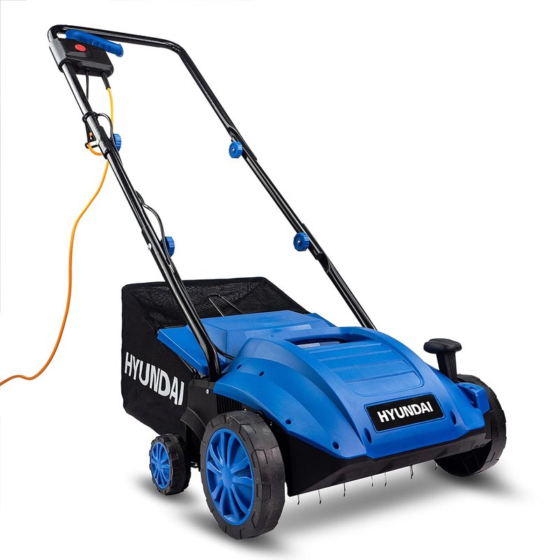 Hyundai Electric Lawn Scarifier/Aerator/Lawn Rake, 1500w, 32cm Working Width, 4 Adjustable Scarifying Heights, Foldable Handles, Compact and Lightweight With 3 Year Warranty